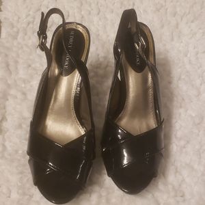 Audrey Brooke heeled shoe